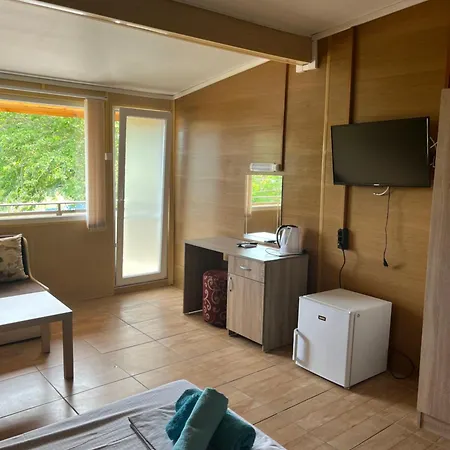 Casa de hóspedes Globus 2*